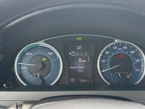 Used 2016 Toyota Camry XLE w/ Moonroof Package FWD image 22
