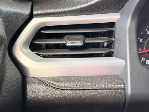 Used 2019 GMC Acadia SLT FWD image 44