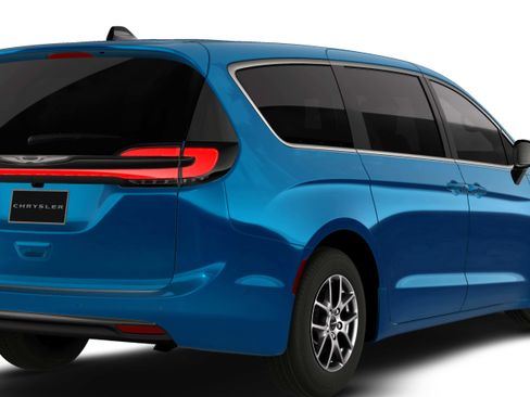New 2026 Chrysler Pacifica Select image 2
