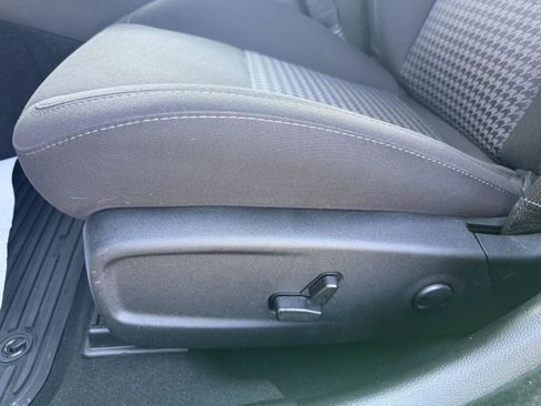 Used 2023 Dodge Charger R/T w/ Blacktop Package image 11