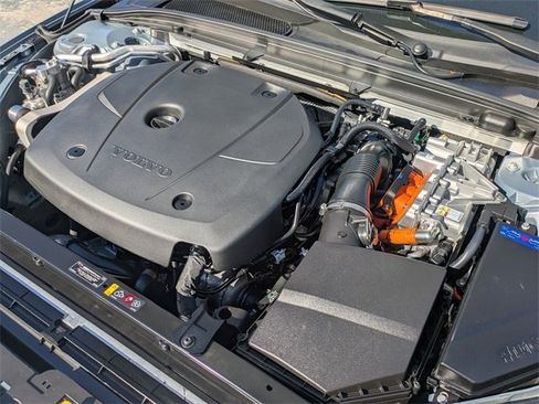 Certified 2023 Volvo S60 T8 Ultimate image 11