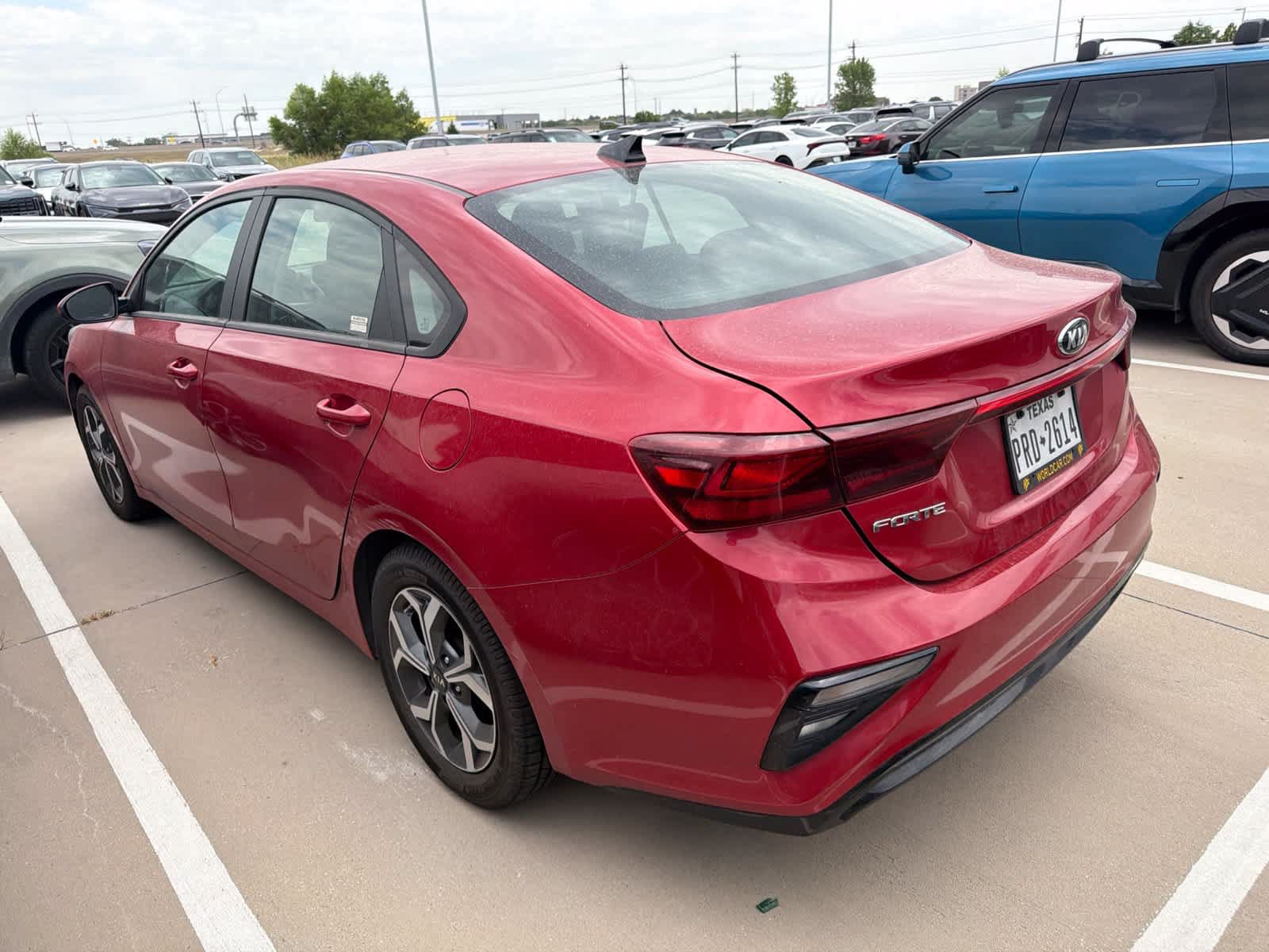 Used 2021 Kia Forte LXS FWD image 3