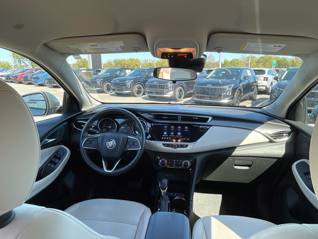 Used 2023 Buick Encore GX Preferred w/ Cold Weather Comfort Package FWD image 19