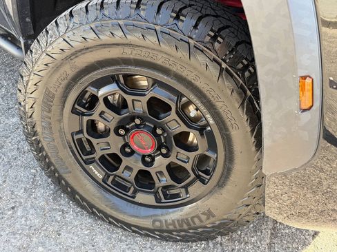 Used 2022 Toyota Tundra TRD Pro AWD/4WD image 14