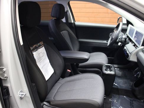 Used 2024 Hyundai Ioniq 5 SEL image 22