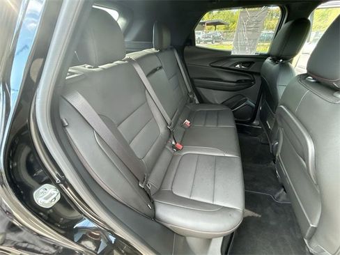 Used 2025 Chevrolet TrailBlazer RS w/ Convenience Package image 26