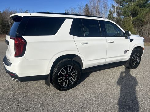 Used 2022 GMC Yukon AT4 AWD/4WD image 5