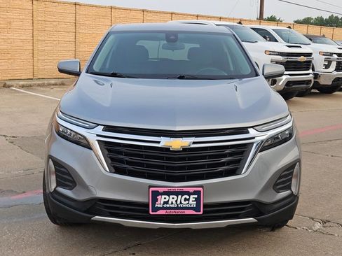 Used 2023 Chevrolet Equinox LT AWD/4WD image 2