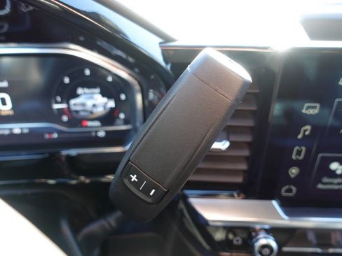 Used 2024 GMC Sierra 1500 Elevation image 44