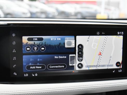 Used 2023 Nissan Ariya FWD image 19