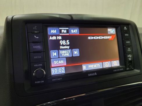 Used 2017 Dodge Grand Caravan GT image 33