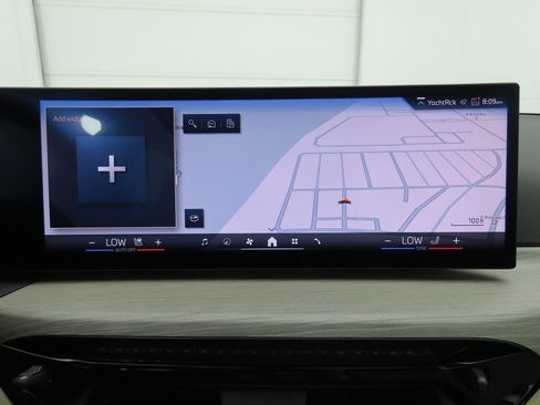 Certified 2025 BMW 330i Sedan w/ Premium Package image 14