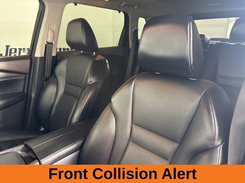 Used 2021 Nissan Rogue SV w/ Premium Package FWD image 13