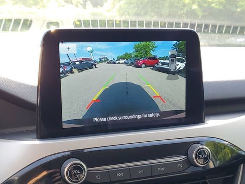Certified 2022 Ford Escape SEL AWD/4WD image 28
