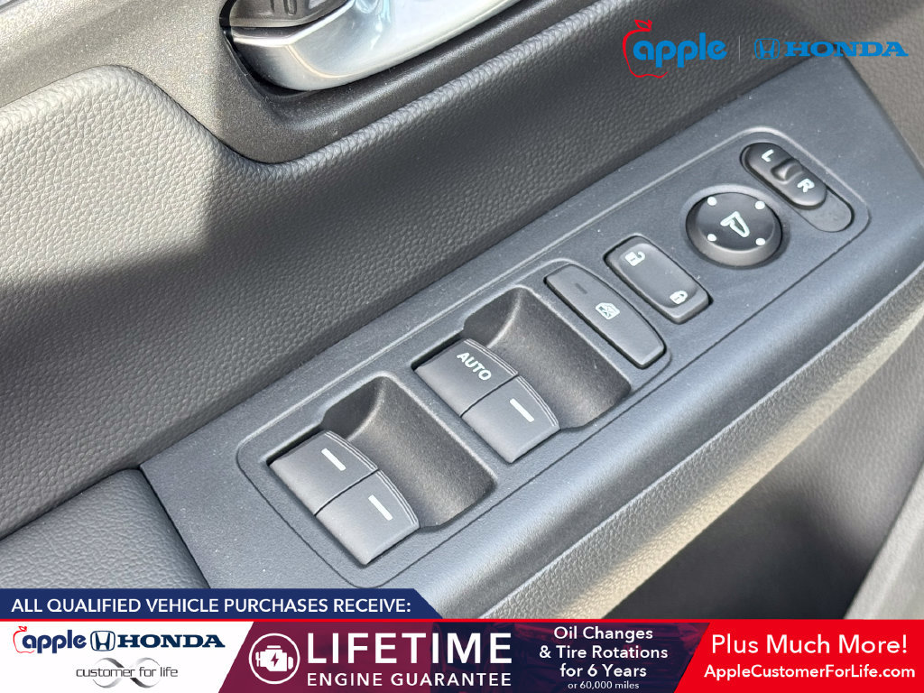 Used 2024 Honda CR-V LX image 9