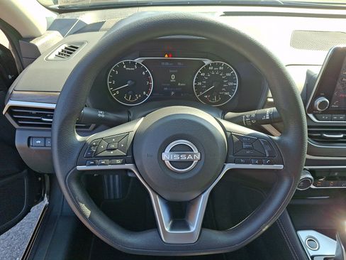 Certified 2023 Nissan Altima 2.5 SV AWD/4WD image 19