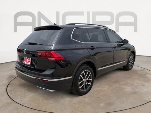 Used 2020 Volkswagen Tiguan SE w/ Panoramic Sunroof Package FWD image 10