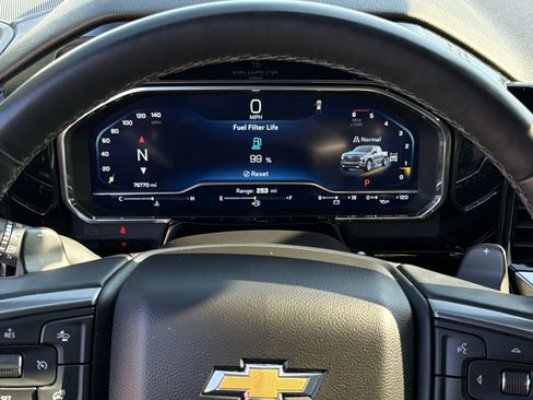 Used 2023 Chevrolet Silverado 1500 High Country w/ Technology Package AWD/4WD image 21