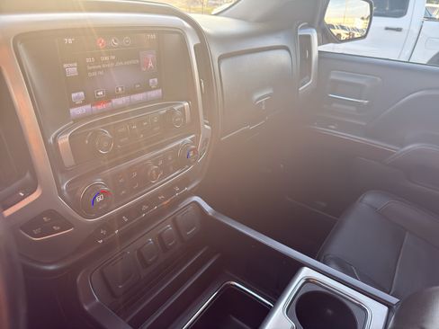 Used 2015 GMC Sierra 1500 SLT w/ SLT Crew Cab Value Package AWD/4WD image 22