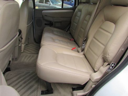 Used 2003 Ford Explorer Sport XLT image 24