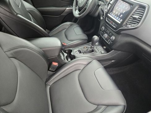 Used 2022 Jeep Cherokee Latitude Lux image 16