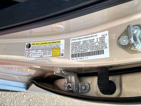 Used 2018 Honda Accord Touring image 16