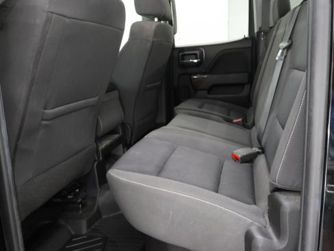 Used 2018 GMC Sierra 2500 SLE w/ HD SLE Preferred Plus Package AWD/4WD image 36