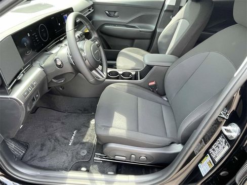 New 2025 Hyundai Kona SEL image 16