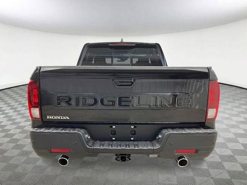 New 2026 Honda Ridgeline Black Edition image 4