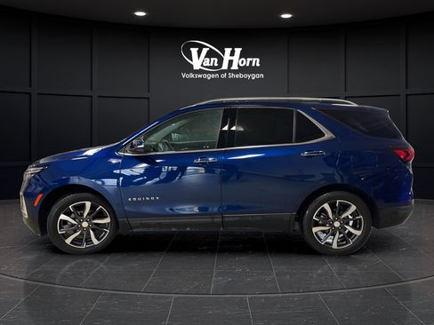 Used 2022 Chevrolet Equinox Premier AWD/4WD image 4