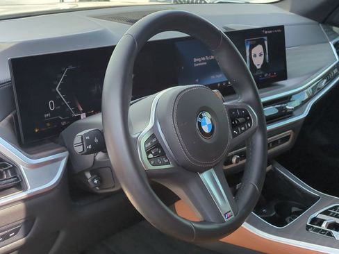 Certified 2024 BMW X5 xDrive40i w/ M Sport Package image 18