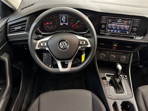 Used 2020 Volkswagen Jetta S FWD image 27