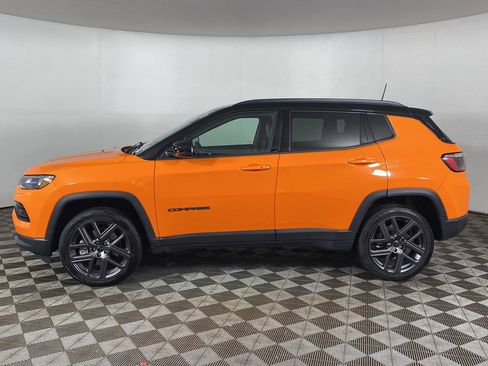 Used 2026 Jeep Compass Limited AWD/4WD image 2