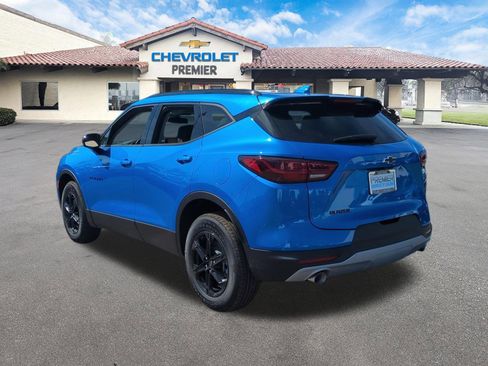 New 2026 Chevrolet Blazer LT w/ Convenience Package FWD image 6