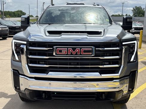 New 2026 GMC Sierra 2500 SLT w/ SLT Premium Package AWD/4WD image 10