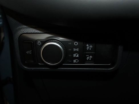 Used 2025 Ford Explorer Active image 9