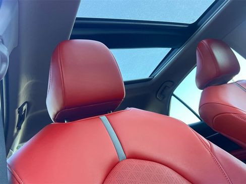 Certified 2022 Toyota Camry XSE image 15