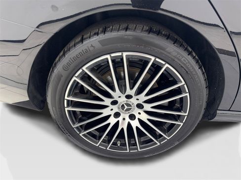 Used 2025 Mercedes-Benz C 300 Sedan image 75