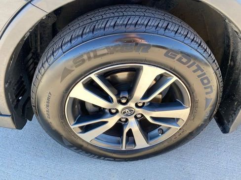 Used 2017 Toyota RAV4 XLE image 25