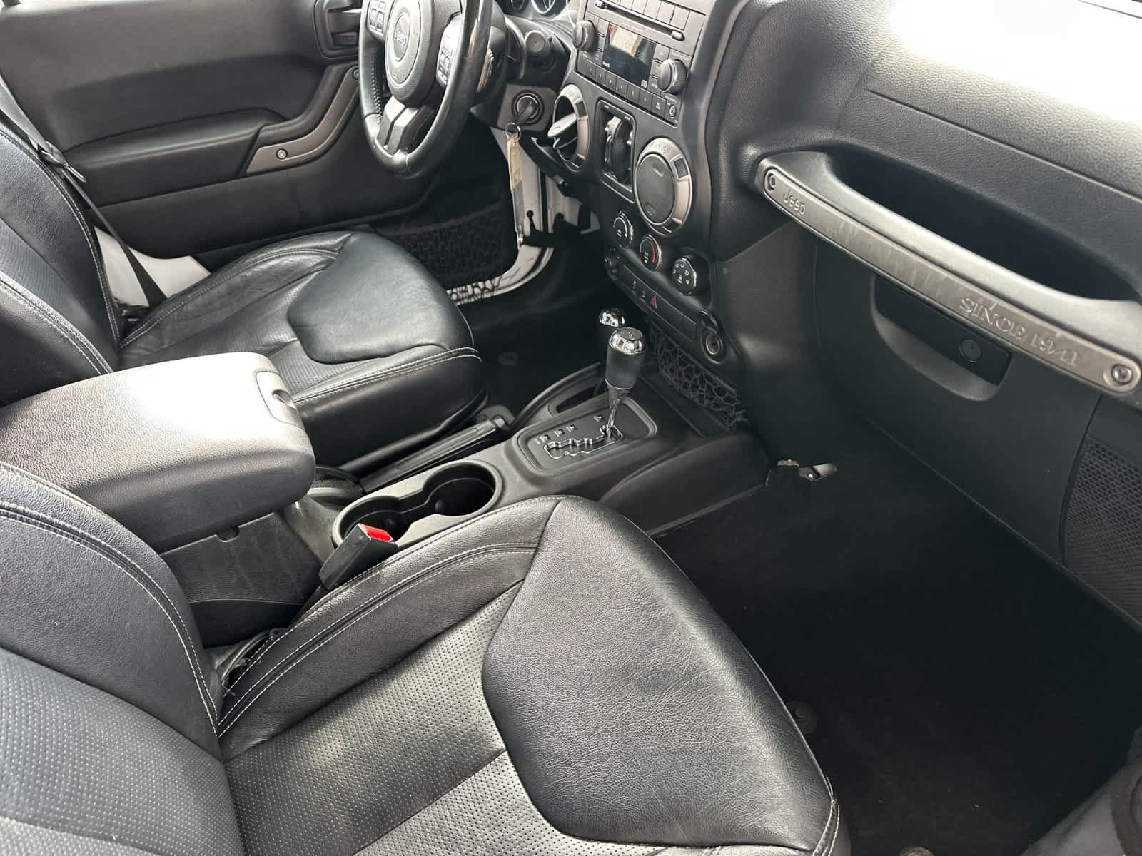 Used 2014 Jeep Wrangler Unlimited Sport w/ Quick Order Package 24S AWD/4WD image 16
