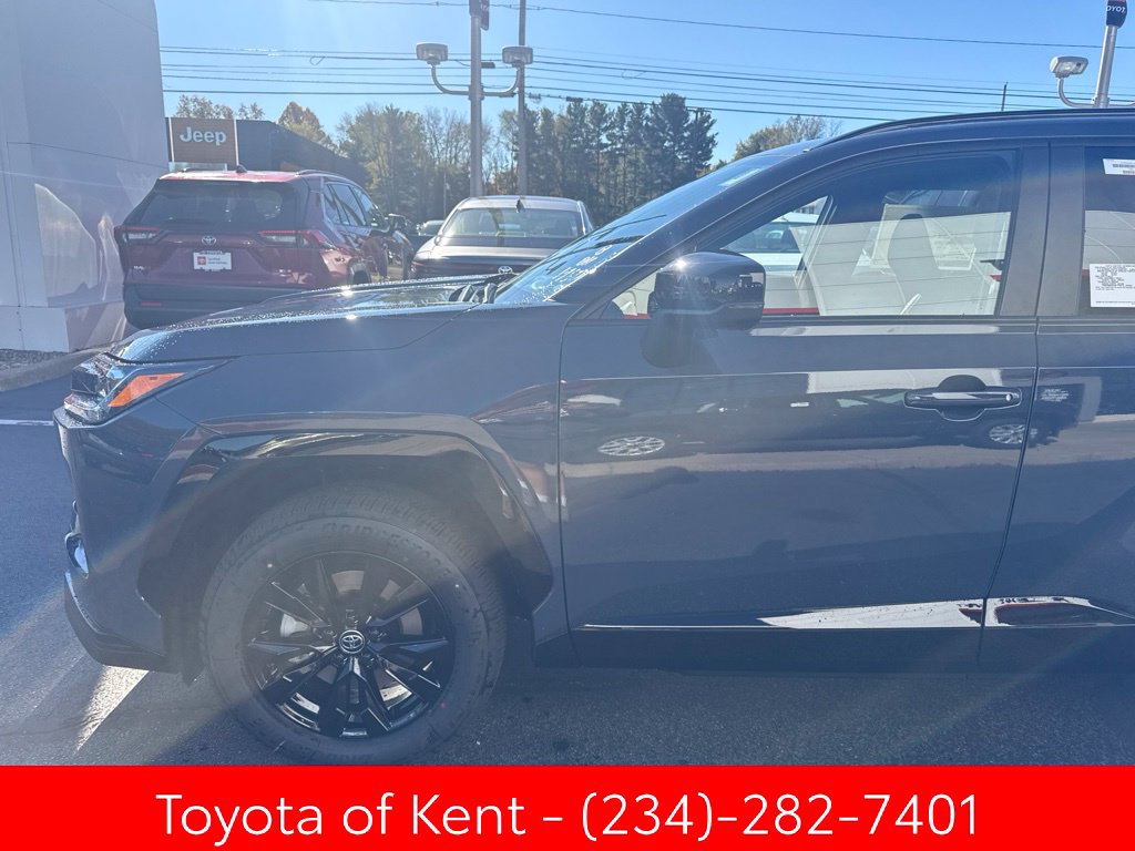 New 2026 Toyota RAV4 SE w/ Convenience Package AWD/4WD image 2