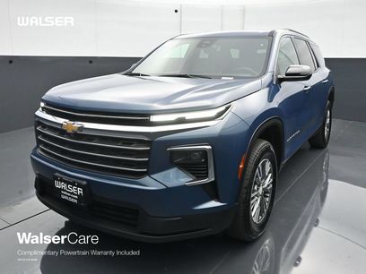 Used 2025 Chevrolet Traverse LT w/ LPO, Floor Liner Package