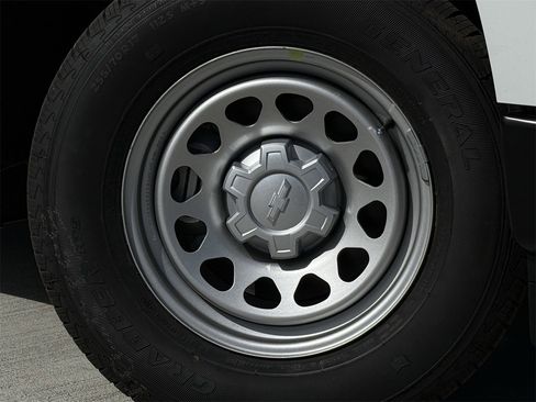 New 2026 Chevrolet Silverado 1500 W/T w/ Trailering Package image 9