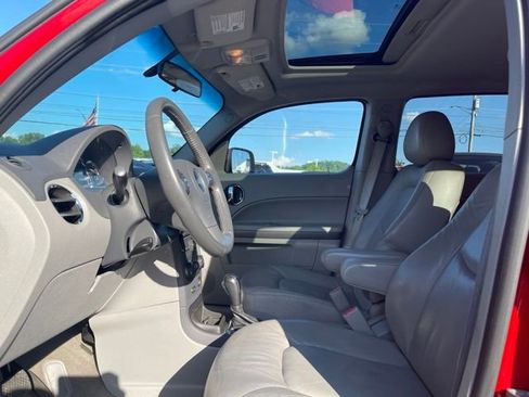 Used 2009 Chevrolet HHR LT FWD image 12