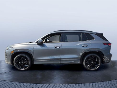 New 2026 Volkswagen Tiguan SE R-Line FWD image 3