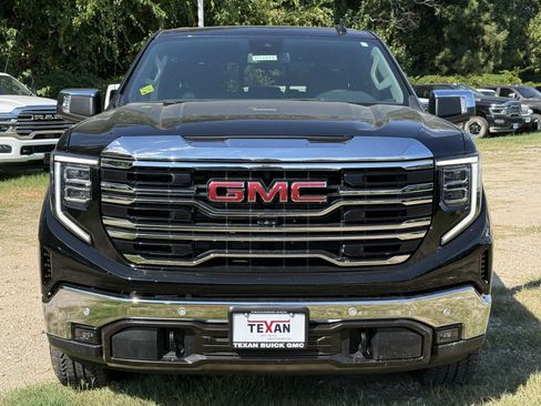 New 2026 GMC Sierra 1500 SLT image 7