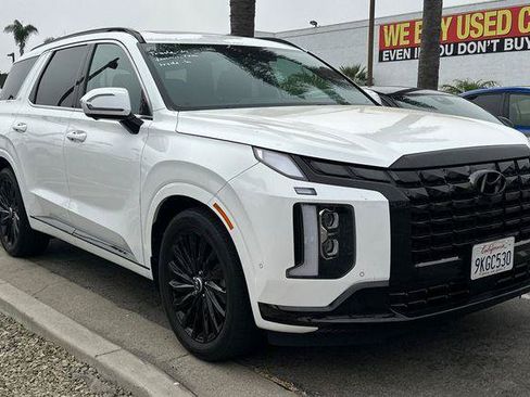 Used 2024 Hyundai Palisade Calligraphy AWD/4WD image 2