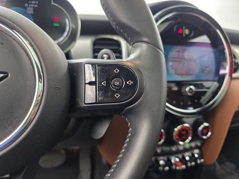 Used 2024 MINI Cooper S w/ Signature Upholstery Package FWD image 20