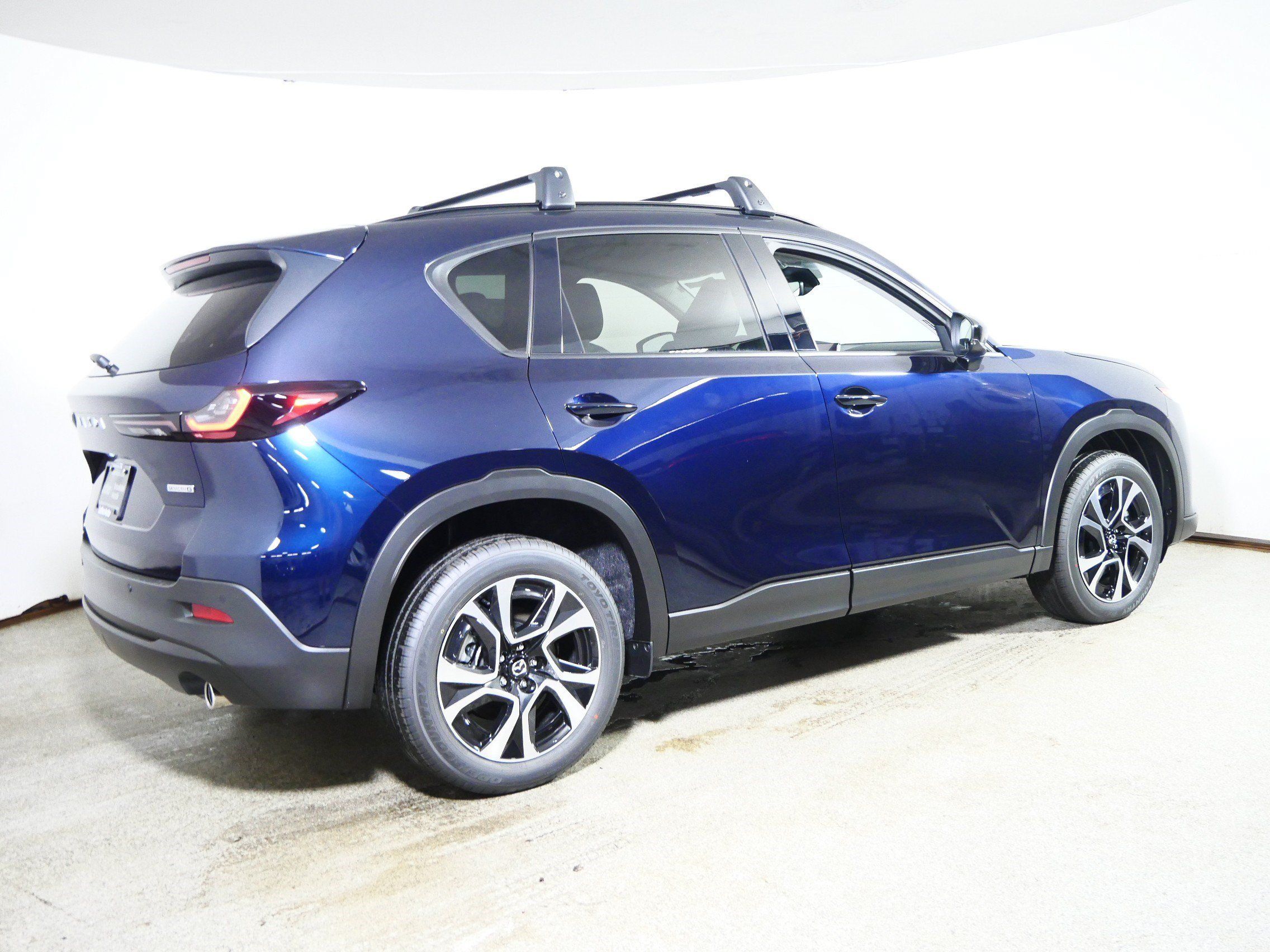 New 2026 MAZDA CX-5 Preferred AWD/4WD image 2