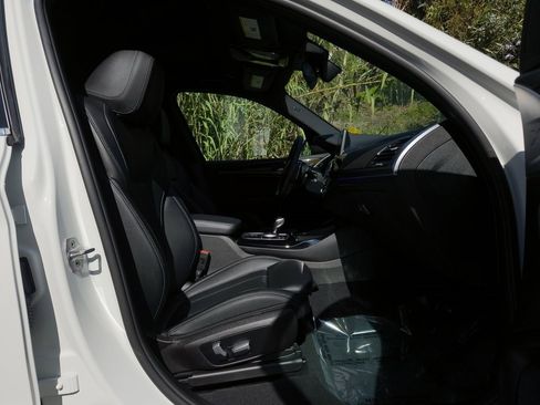 Used 2023 BMW X3 sDrive30i w/ Convenience Package image 24